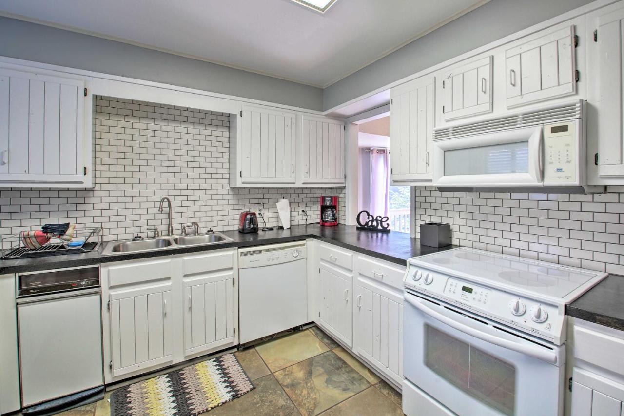 Sunny Hotspot At North Shore Condos! *
